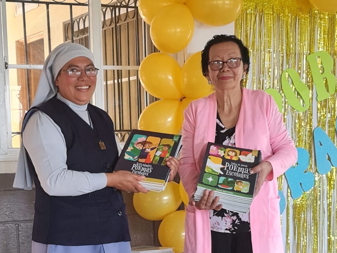 Book Donation at Horfan's Home "Nuestra Señora de los Remedios".